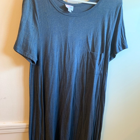 Lularoe Carly - Picture 1 of 2